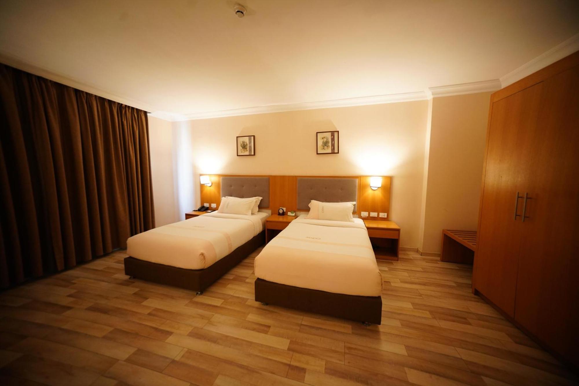 Mado Hotel Addis Ababa Dış mekan fotoğraf